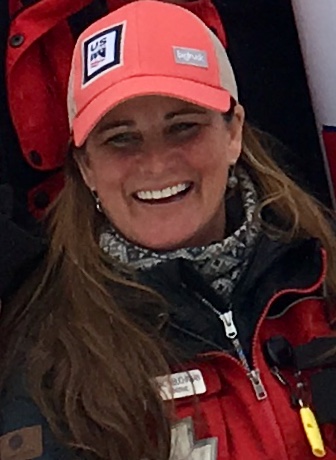 tracy buchanan headshot